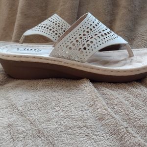 Cliffs by White Mountain